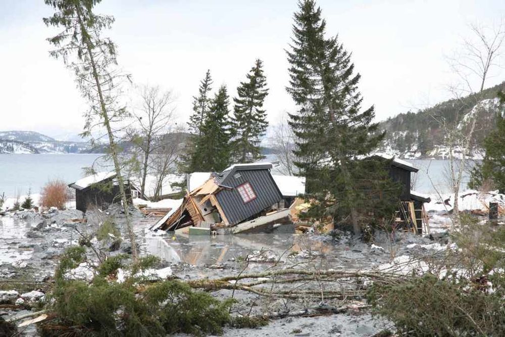 STORE SKADER: Ingen menneskeliv gikk tapt, men Namsos-raset fredag ga store materielle skader.