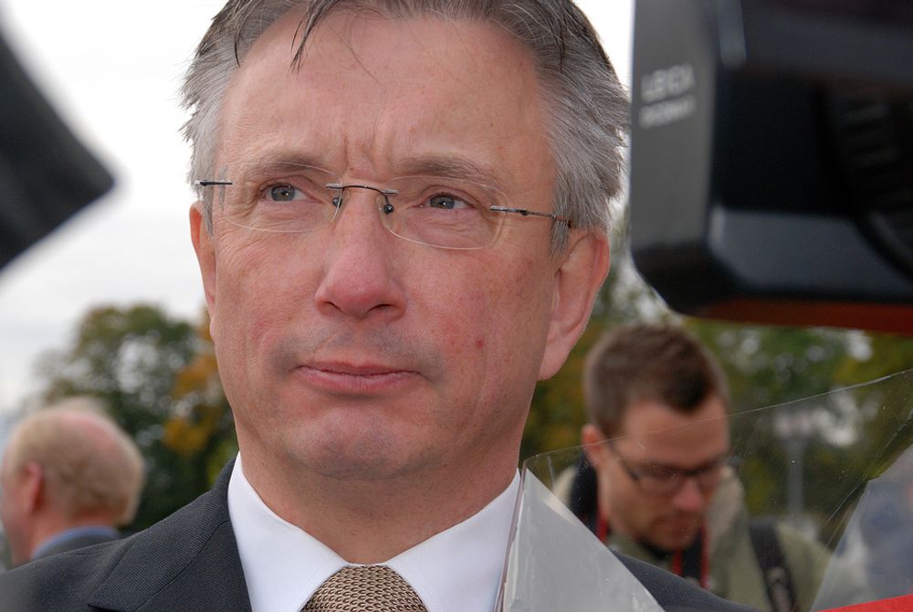 NY JOBB: Karl Eirik Schjøtt-Pedersen møter umiddelbart strenge krav i sin nye statsrådsjobb.