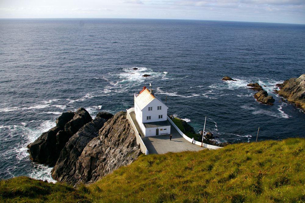 Norske vindkraftressurser er av gigantiske dimensjoner. I Måløy håper man å bli for vindkraften det Stavanger er for oljen.