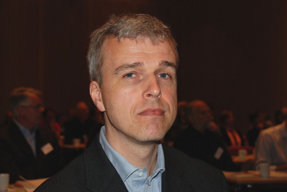 Professor og klimaforsker Helge Drange mener Olav Kvalheim kommer med uvitenskapelige og ukorrekte eksempler.