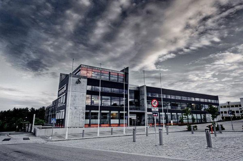 MØRKE SKYER: Flere ganger har ansatte ved Universitetet i Stavanger vært utsatt for mobbing på arbeidsplassen. Den siste saken har kommet helt opp på styrenivå.