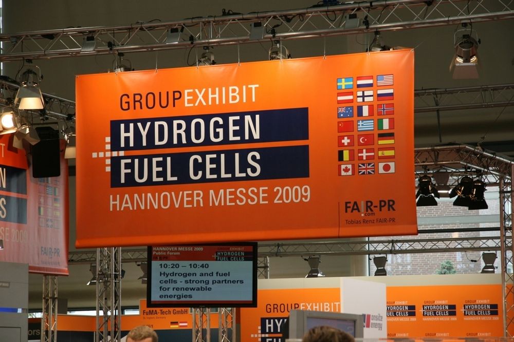 VERDENSOMSPENNENDE: Interessen for hydrogen har nådd alle. 21 land deltok på en fellesstand. Til sammen 554 utstillere knyttet seg til stikkordet brenselcelle.