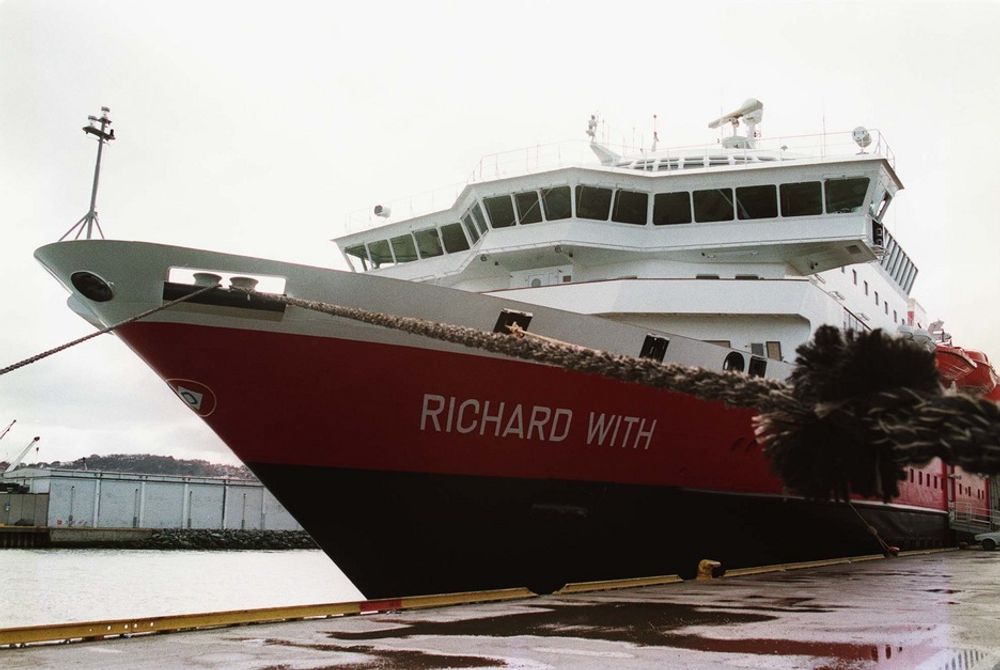 Hurtigruteskipet "Richard With" har grunnstøtt i Trondheim havn. Hovedredningssentralen fikk meldingen om grunnberøringen klokken 8.20 tirsdag 6. januar 2009.