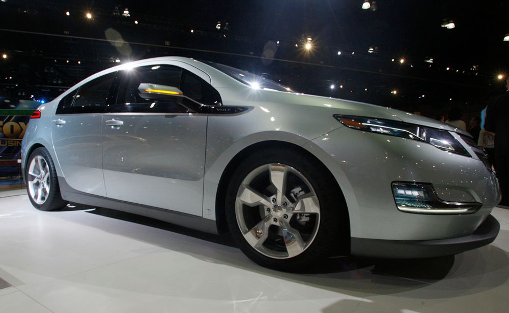 Plug-in-hybriden Chevrolet Volt fra GM skal etter planen komme for salg i løpet av neste år. Før den tid, kan det komme endringer i de norske bilavgiftene.