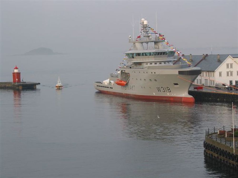 Kystvaktskipet KV Harstad skal i ett år teste Securus-systemet fra Aptomar.