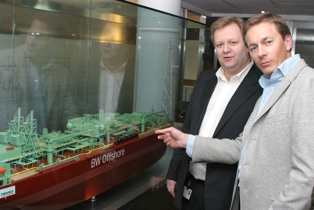 OPPTUR: - BW Offshore forventer stor aktivitet i 2008, sier administrerende direktør Svein Moxnes Harfjeld (til høyre) og teknisk direktør Tom Kristiansen.