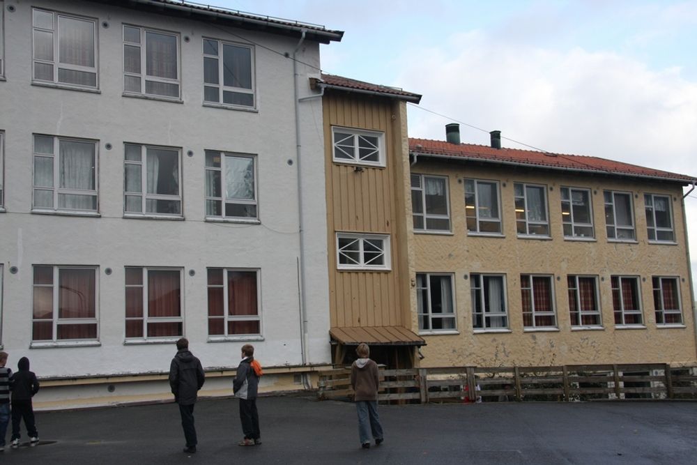 NØDVENDIG: En rekke skolebygninger i norske kommuner kan trenge større og mindre vedlikeholdsarbeider.  ILLUSTRASJONSFOTO