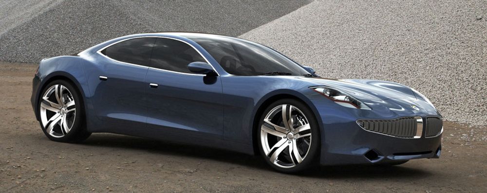 Den luksuriøse firedørs plug-in-hybriden Fisker Karma skal komme på veien om nøyaktig ett år fra nå.