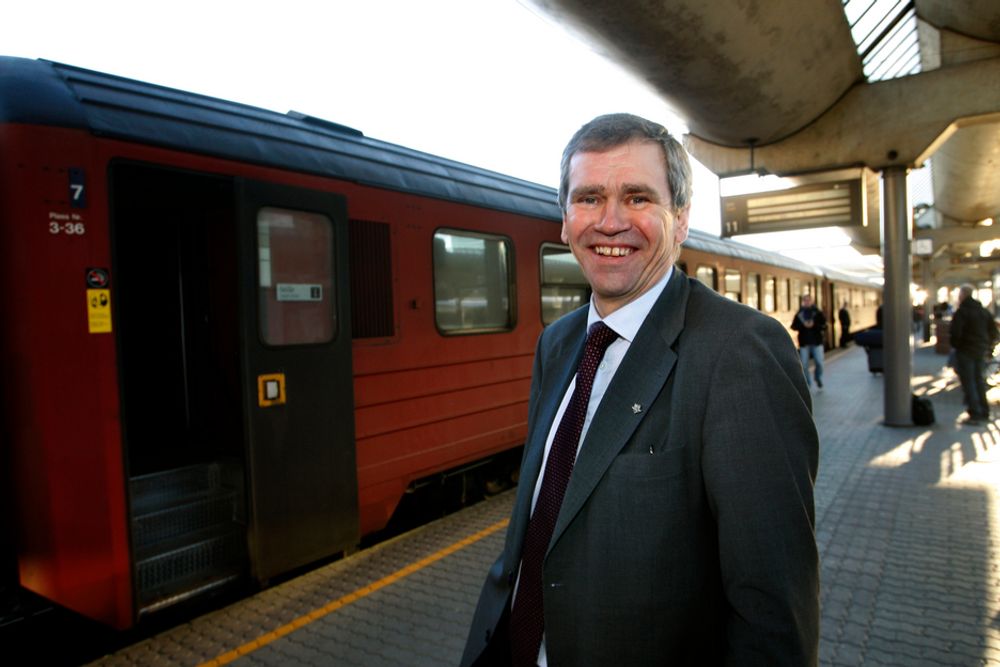 Økende miljøbevissthet i befolkningen gir grobunn for økt togbruk -  dersom infrastrukturen bedres, mener konernsjef Einar Enger i NSB.
