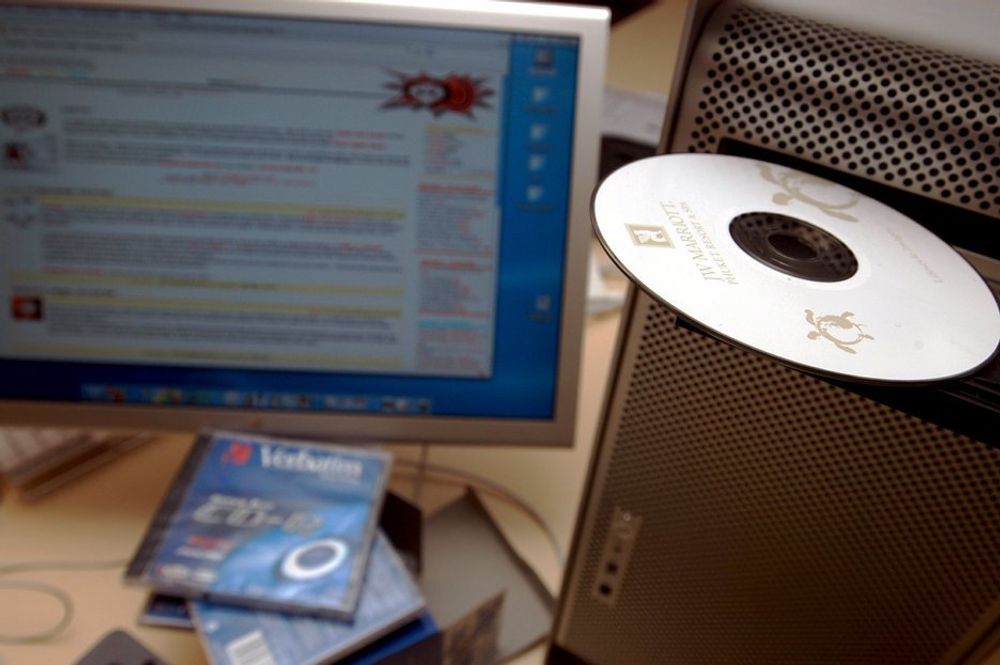 CD- og DVD-plater er fortsatt vårt mest brukte backup-medium.