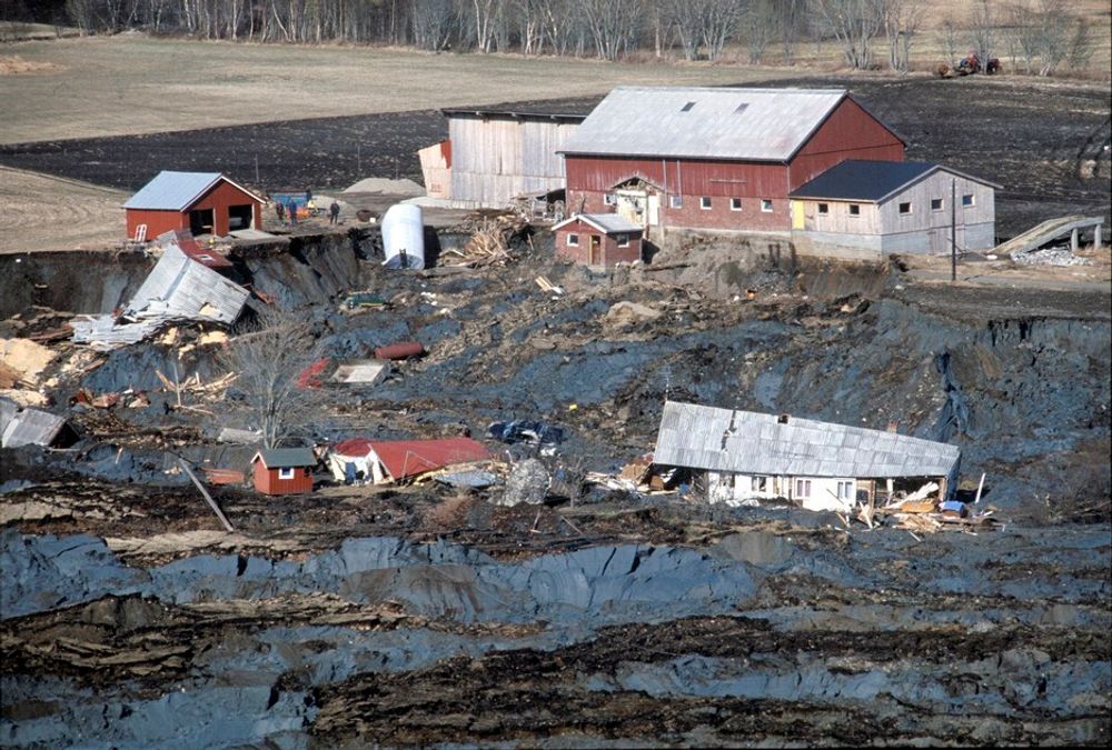 Rissa i Sør-Trøndelag 1978:  Et leirras på over 400 mål feide med seg 8-9 gårder. Dersom klimaekspertene får rett, kan vi oppleve neda flere jord- og leireras i framtida.