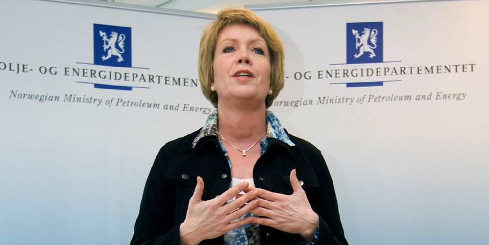 Olje- og energiminister Åslaug Haga har ikke hatt noe med ansettelsen av Eli Arnstad å gjøre, sier hun.
