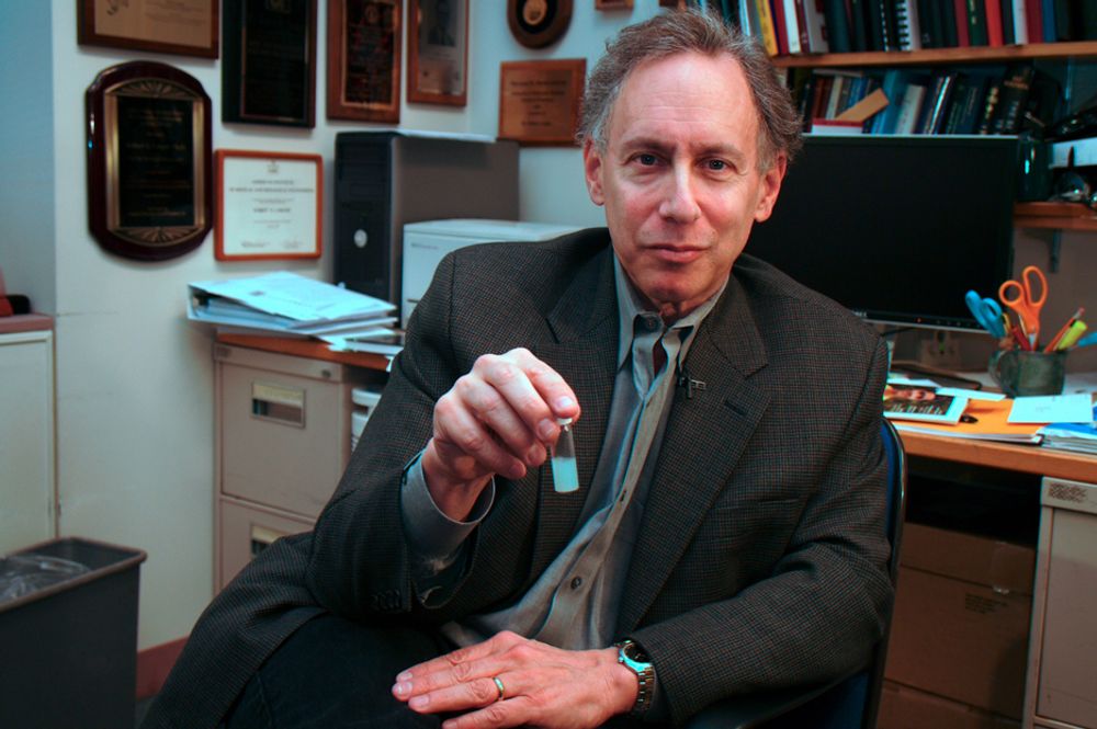 Professor Robert Langer ved MIT mottok onsdag årets Millennium Technology-pris.