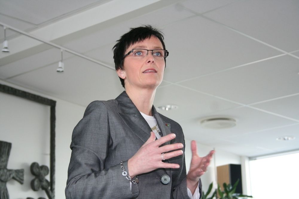 Fornyings- og administrasjonsminister Heidi Grande Røys (SV). FAD.