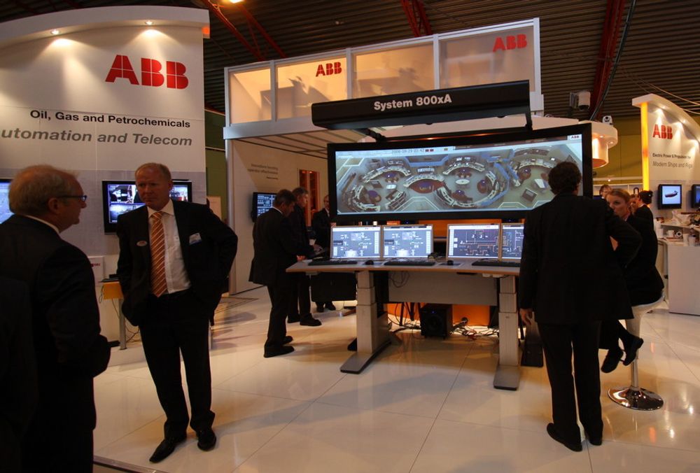 ABB hadde System 800xA på utstilling, som er et industrielt IT-system.