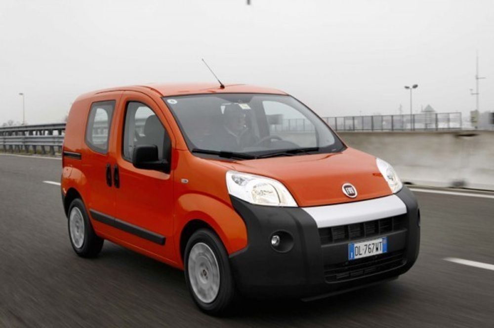 Den vesle varebilen Fiat Fiorino bygges på samme plattform som PSA-søsknene Peugeot Bipper og Citroën Nemo.