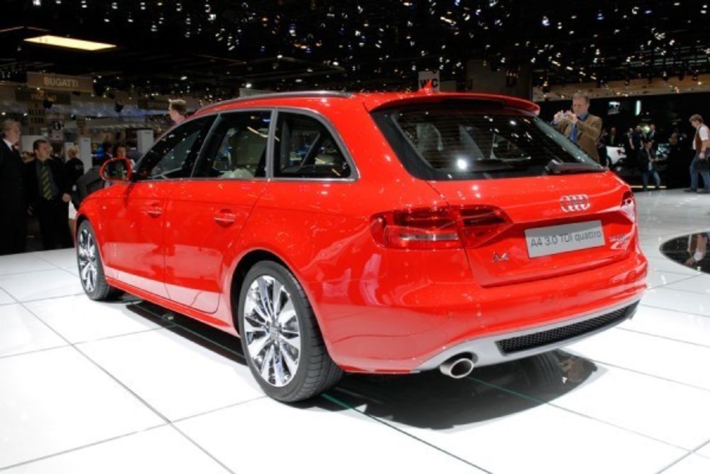 Audi A4 sedan ble vist på Bil07 i fjor. Men det er denne avantversjonen nordmenn flest har ventet på.