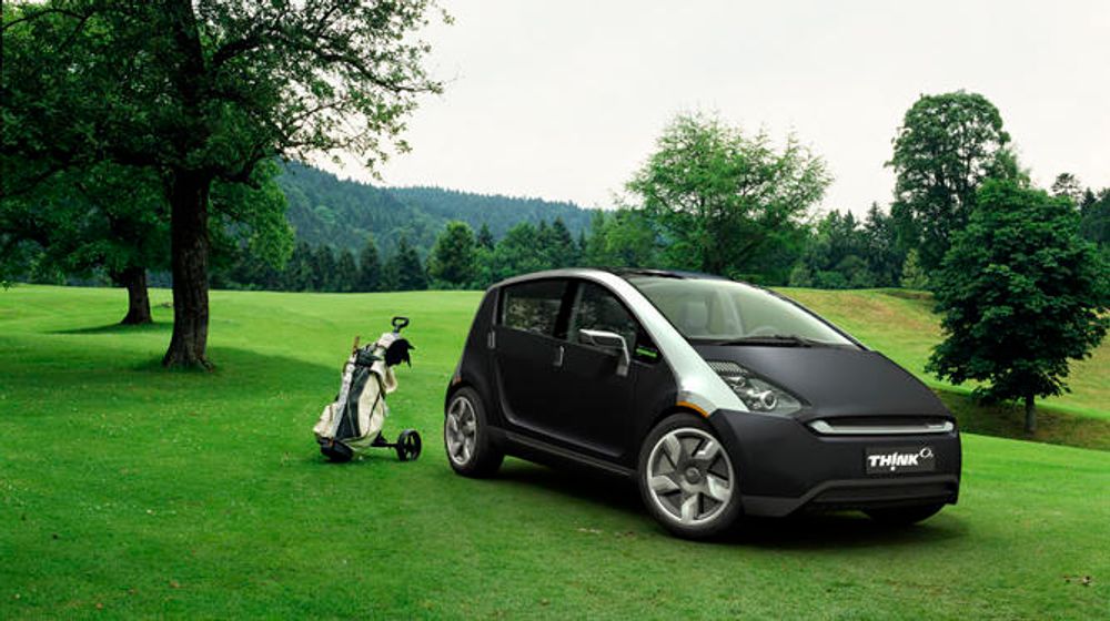 På golfbanen er elbilene allerede dominerende i motsetning til i trafikken.