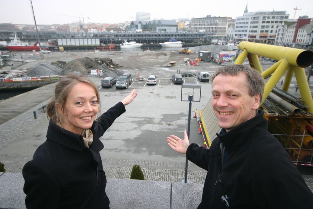 Direktør Finn Krogh ved Oljemuseet i Stavanger og arkitekt Siv Helene Stangeland vil bygg bry mellom samfunn og norsk olje- og gassteknologi. Derfor gjenskaper de det unike olje- og gassfeltet Troll i målestokk 1:500 midt i Stavanger sentrum.
