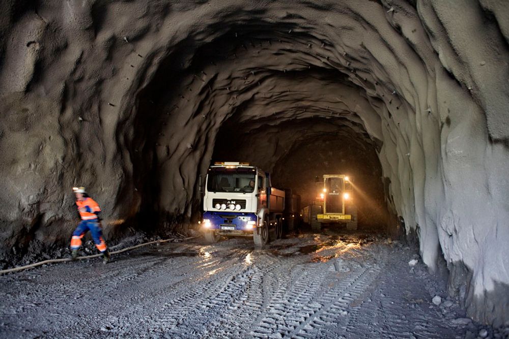 RISIKOVURDERES: Statens vegvesen skal risikovurdere 100 tunneler i Nord-Norge.