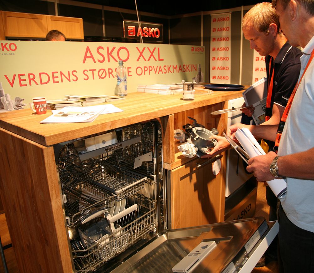 ELEKTROFIL-MESSA: Asko viste fram det de mener er verdens romsligste oppvaskmaskin.