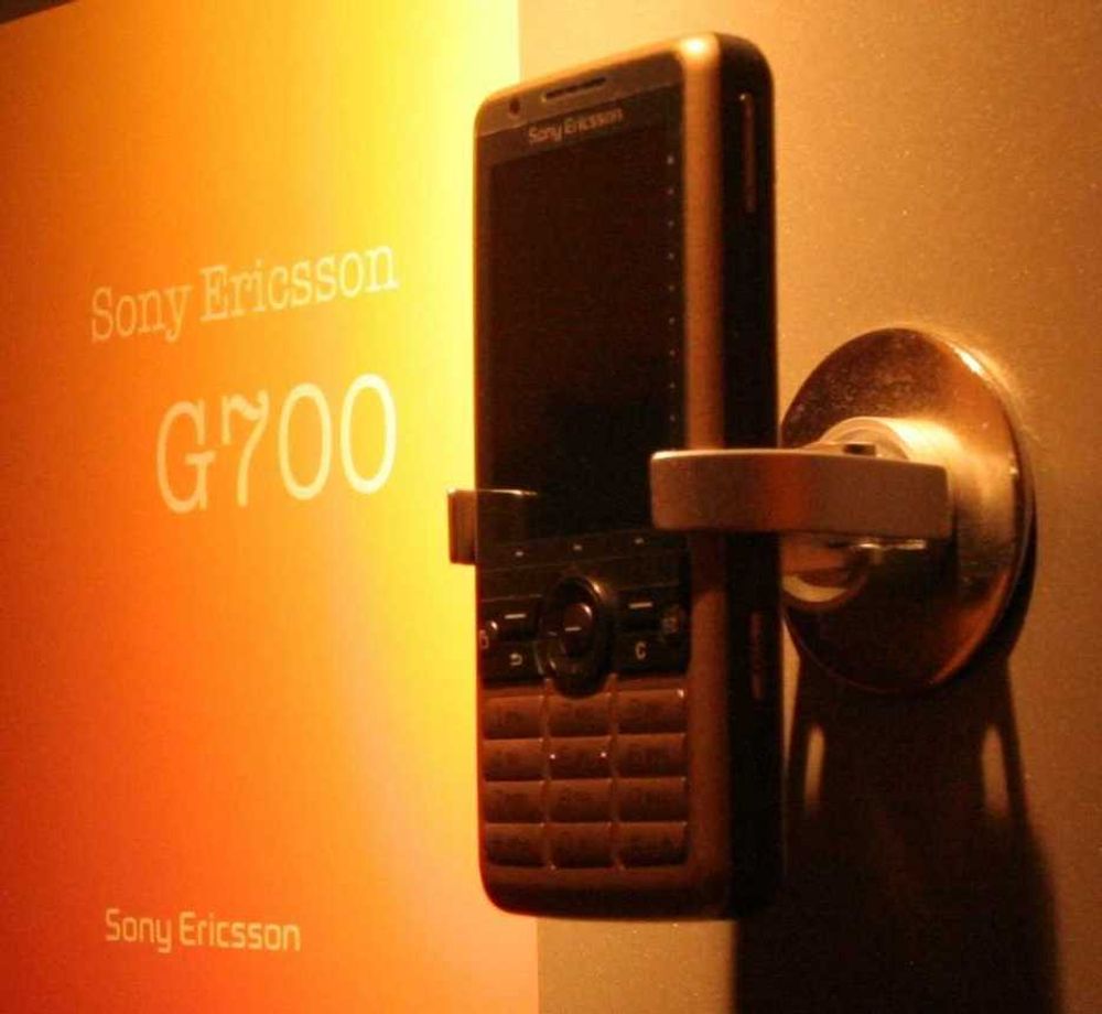 RELATIV TYNN: Sony Ericssons G700 ble lansert i Barcelona søndag kveld.