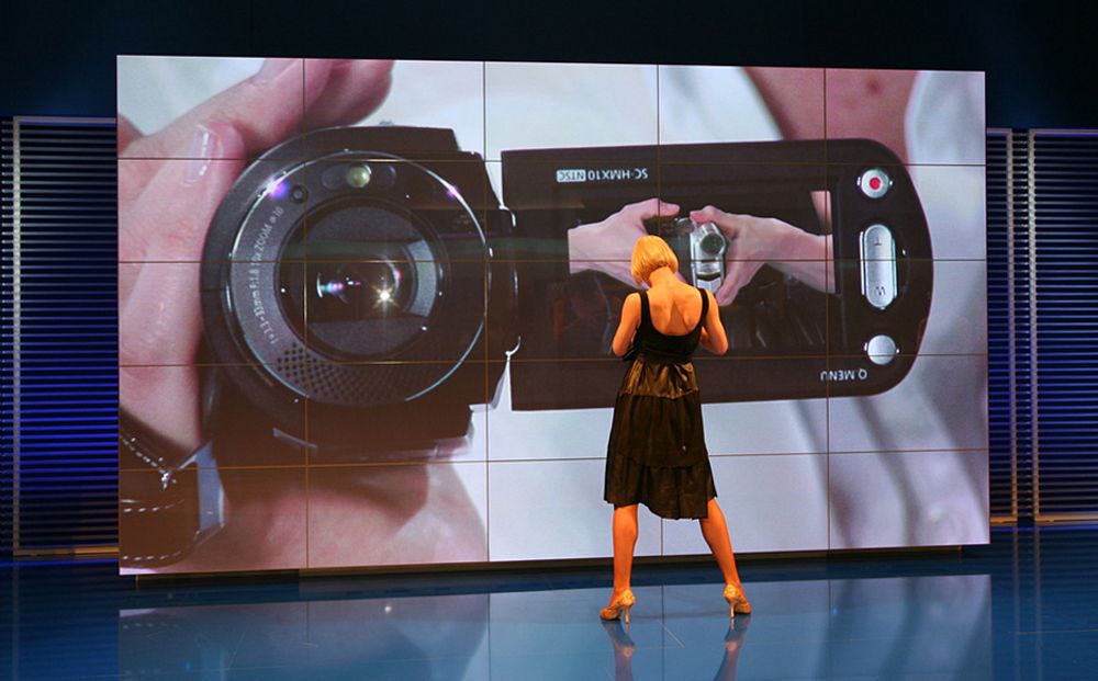 Samsung viste frem sine HD-videokameraer i realtime.