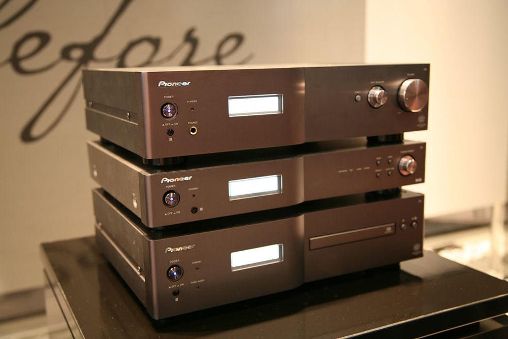 Pioneer satser igjen på stereoprodukter. Deres nye serie oppnådd gode testresultater i HiFi-blader.