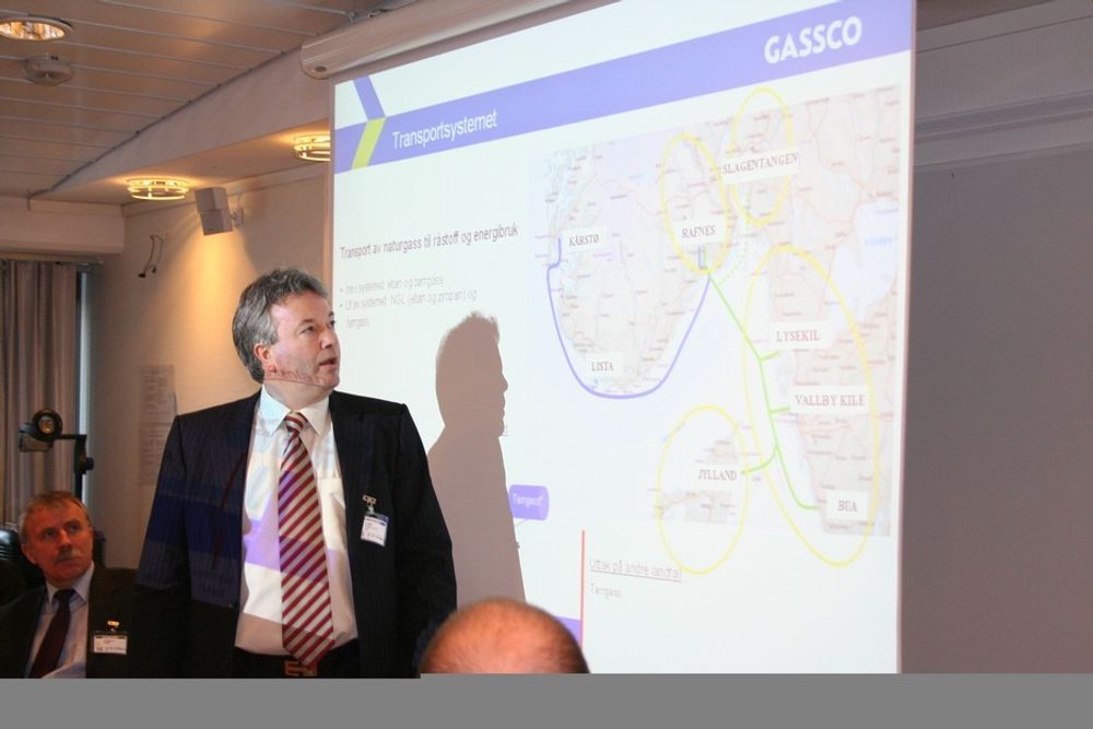 Direktør Thor Otto Lohne i Gassco sier det ikke vil komme på plass en ny gassrørledning fra Norskehavet til Nordsjøen før tidligst i 2015.