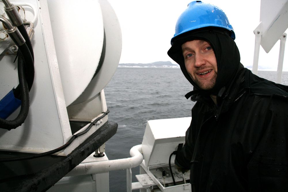 Konrad Normann Holm om bord i forskningsskipet R/V Gunnerus.