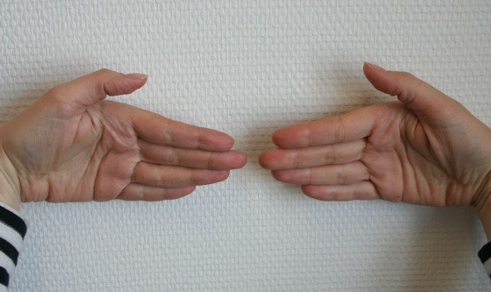 HENDER: Britiske forskere har påvist at lengde på fingrene kan brukes til å spå hvilke evner et barn har.