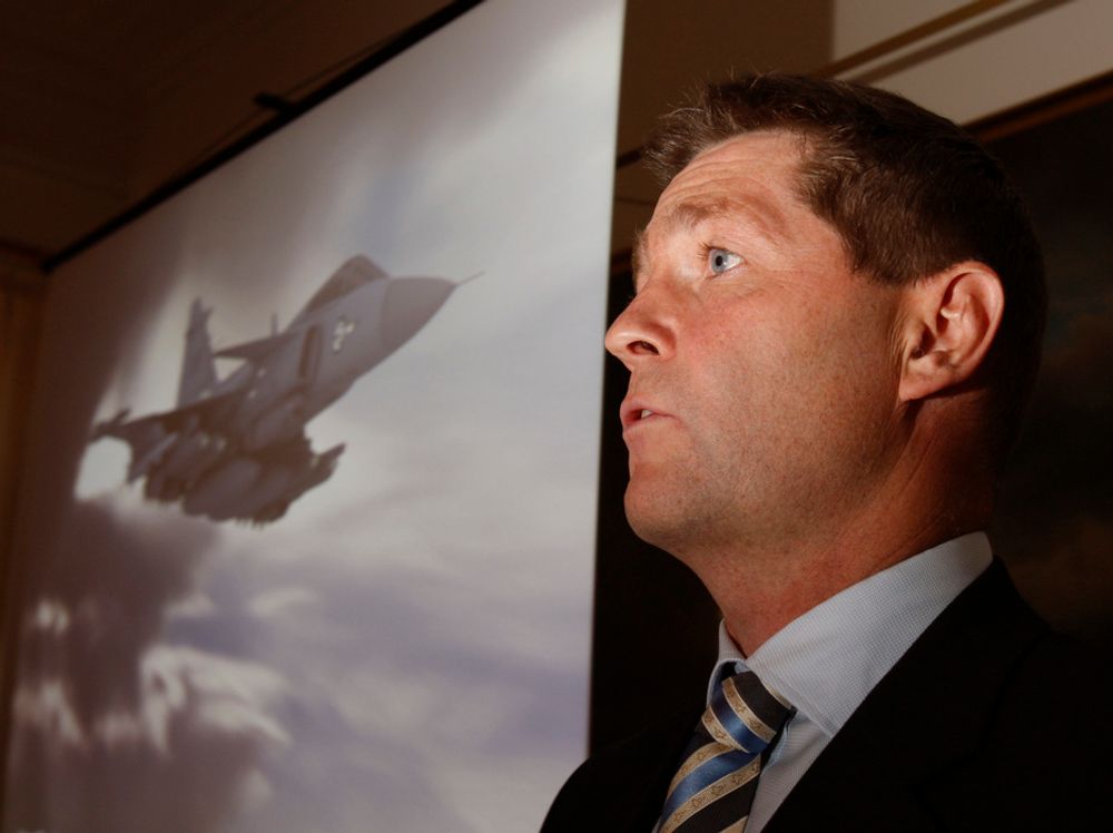 Gripens kampanjedirektør Hans Rosén sier de skal jobbe steinhardt for at Norge skal handle 48 svenske jagerfly.