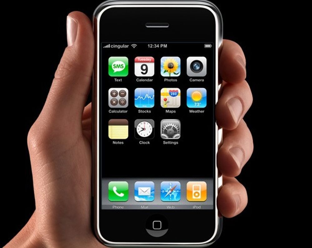 KNEKKER. Iphone-eiere vil ikke være bundet til ett mobilselskap og knekker koden for å velge selv.