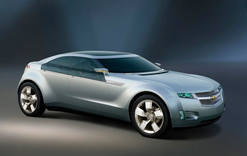 Også GM har 2010 som deadline for sin første serieproduserte plug-in-hybrid. Dette er Chevy Volt.