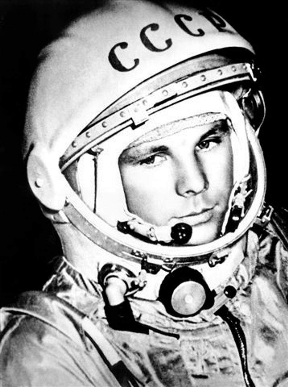 KOM HJEM: Yuri Gagarin klarte seg godt som det første mennesket i rommet, ombord i Vostok 1 12. april 1961. Han døde imidlertid syv år senere - i en flyulykke under militær rutinetrening.