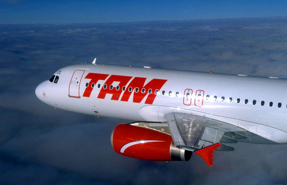 TAM har 61 Airbus A320 i operativ drift. Det var et slikt fly som krasjet og tok fyr på flyplassen i Sao Paulo, Brasil, klokken 23:50 (norsk tid) tirsdag 17.juli.