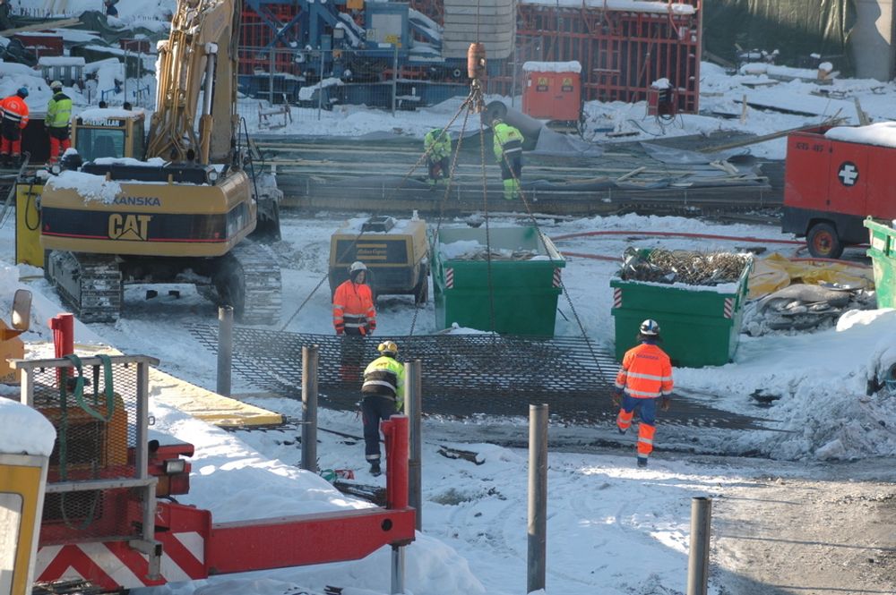 Arbeideren er tilbake på byggeplassene, blant annet på Akers nye hovedkvarter Akerhus på Fornebu.