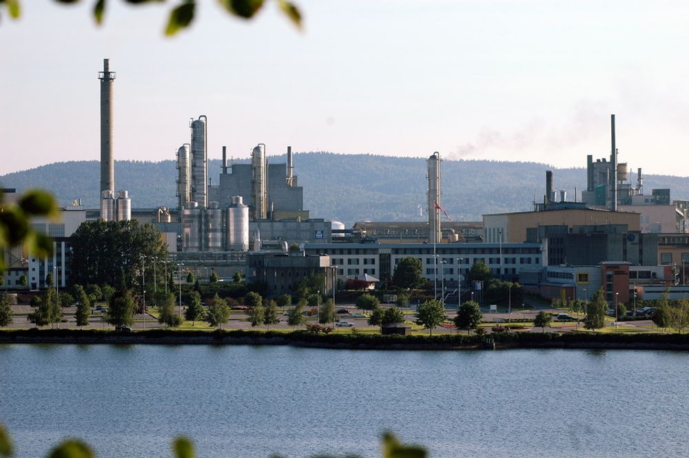 INDUSTRIKLYNGE: Gamle Porsgrunn fabrikker på Herøy er attraktivt som industriområde. Snart utsolgt på arealer.