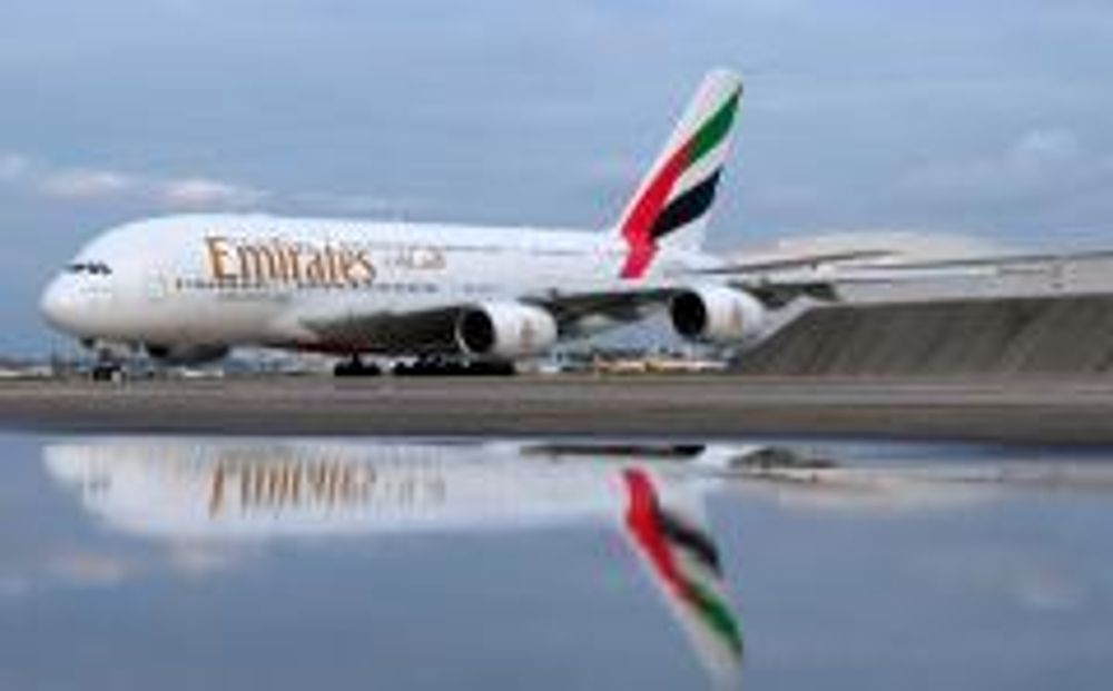 NYMALT: Her står den, den første superjumbo A380 som skal leveres i løpet av året. Etter hvert følges den av 140 andre.