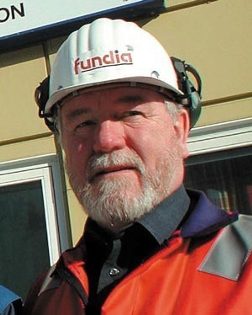 Ordknapp: Ragnar Østby, administrerende direktør ved Fundia Armeringsstål, ønsker ikke å fortelle om hvilke konkrete tiltak som vurderes.