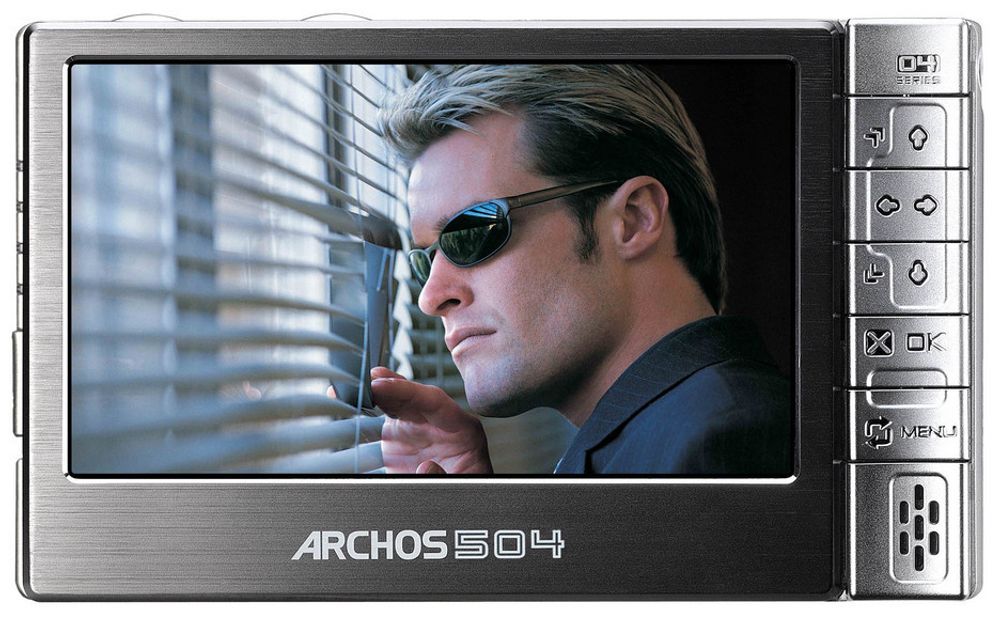 Med Archos 504 kan du ha hele 450 filmer i lomma på grunn at multimediespilleren har 160 gigabyte harddisk. Denne finnes også i utgaver som har 40 og 80 gigabyte harddisk.