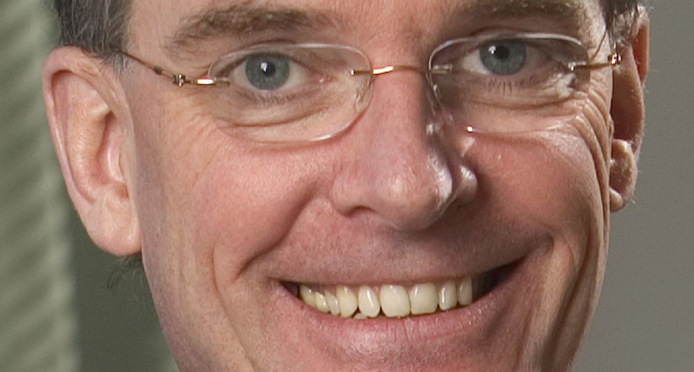 ALL GRUNN TIL Å SMILE: Simon Beresford-Wylie, påtroppende sjef for det fusjonerte Nokia Siemens Networks.
