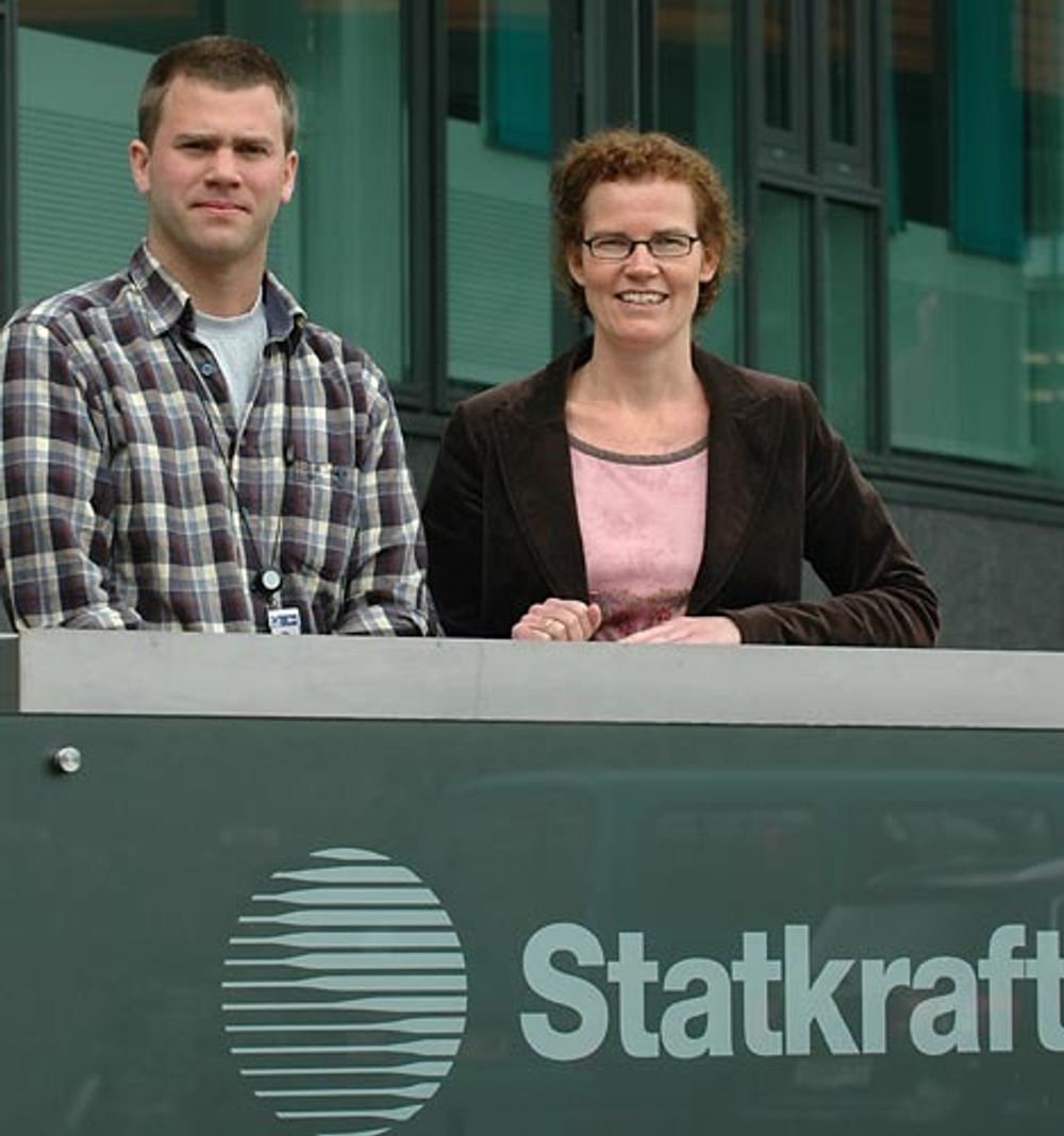 Jørgen Selmer Thon og Ragne Hildrum fra Statkraft har kartlagt muligheter og begrensninger med å kombinere vindkraft med elektrolysører.