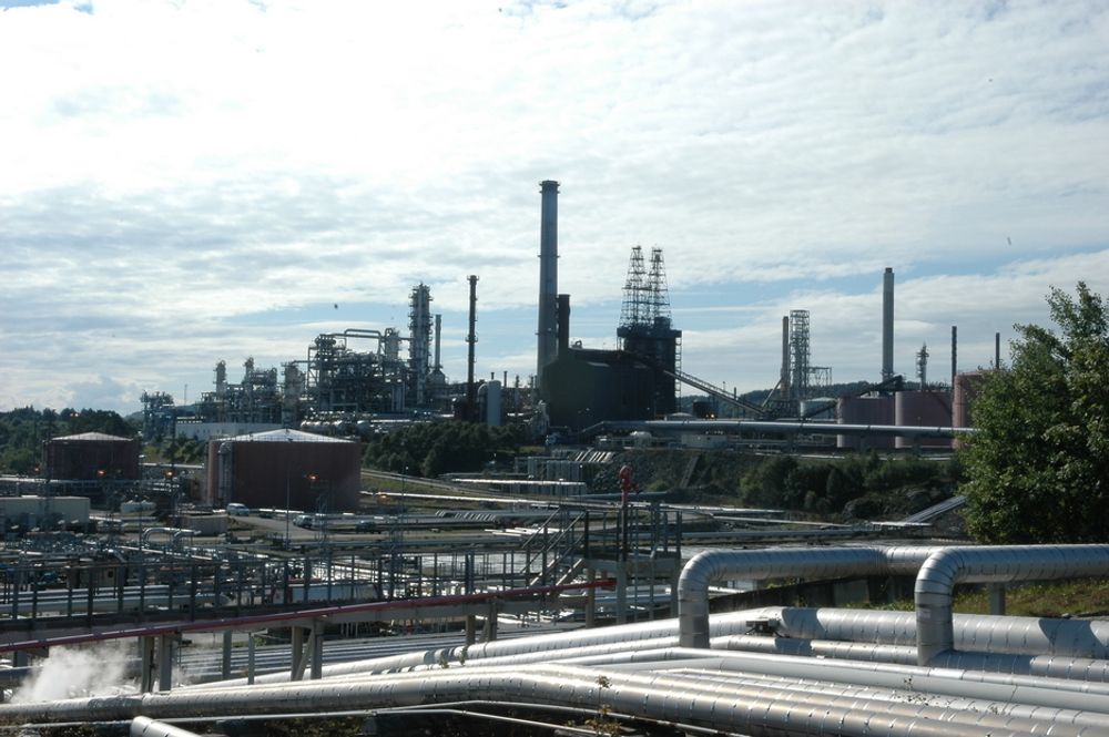KLIMAVENNLIG: Avtalen med staten kan gjøre Mongstad-raffineriet til verdens mest miljøvennlige.