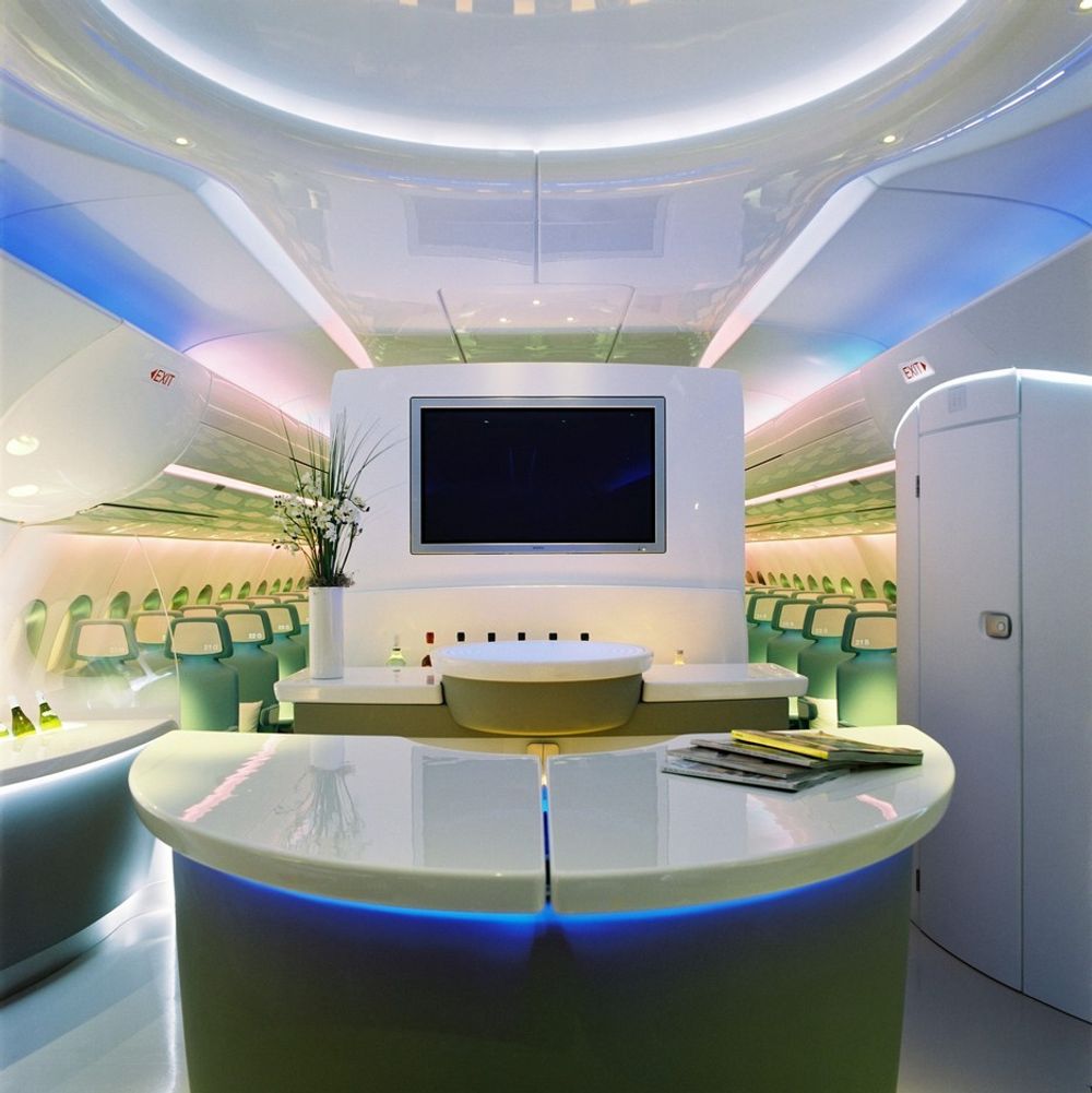 Det skal være lyst og trivelig i Airbus sine kabiner. Men det er kundene som velger om dee vil ha det slik.