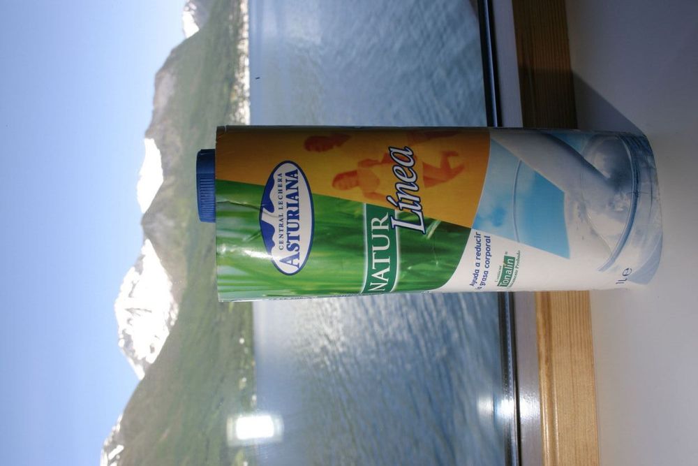 MELK MED FETT FRA NORGE:  Spanjoler drikker nå melk med fettsyrer patentert på Vestlandet.