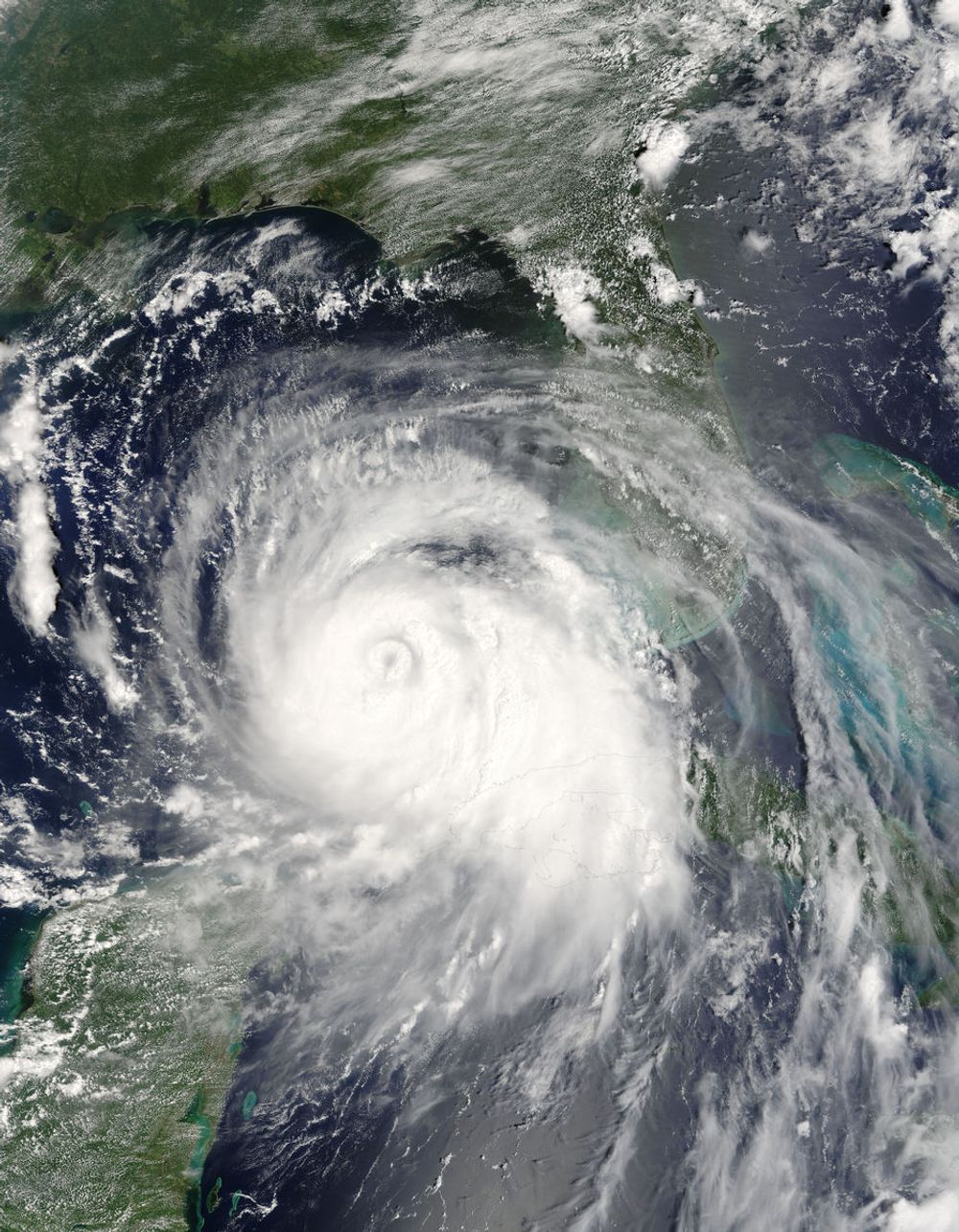 27. august 2005: Orkanen Katrina nådde kategori 5 med over 250 km/t etter å ha blitt matet med energi fra den varme Mexicogulfen.