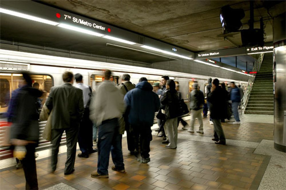 OVERVÅKES: 277 T-banestasjoner i New York skal installere nye og bedre kameraer for overvåking.