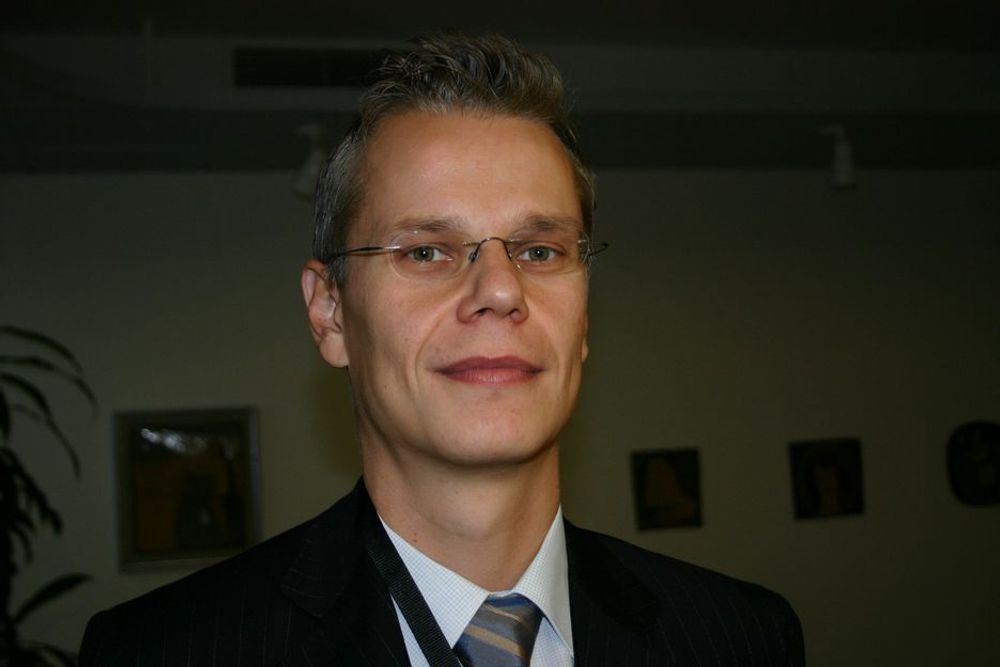 Kalle Toivonen, direktør for test- og serviceløsninger i Nokia. Feil blir systematisk sporet tilbake til fabrikken, opplyser han.