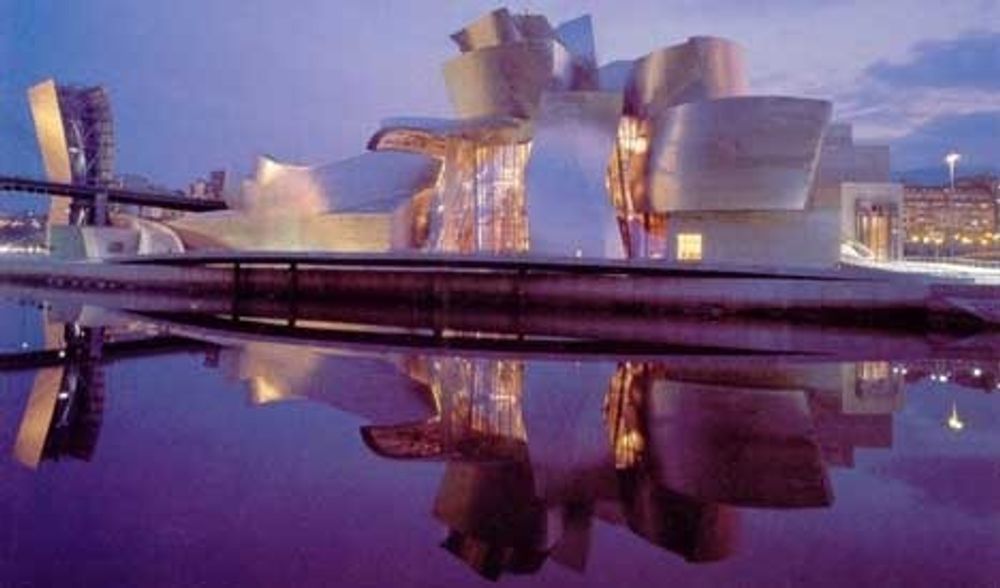 DRØMMEN: Enhver arkitekt/ingeniørs drøm er å skape noe helt unik, a la Guggenheim-museet i Bilbao, Spania. FOTO: GUGGENHEIM